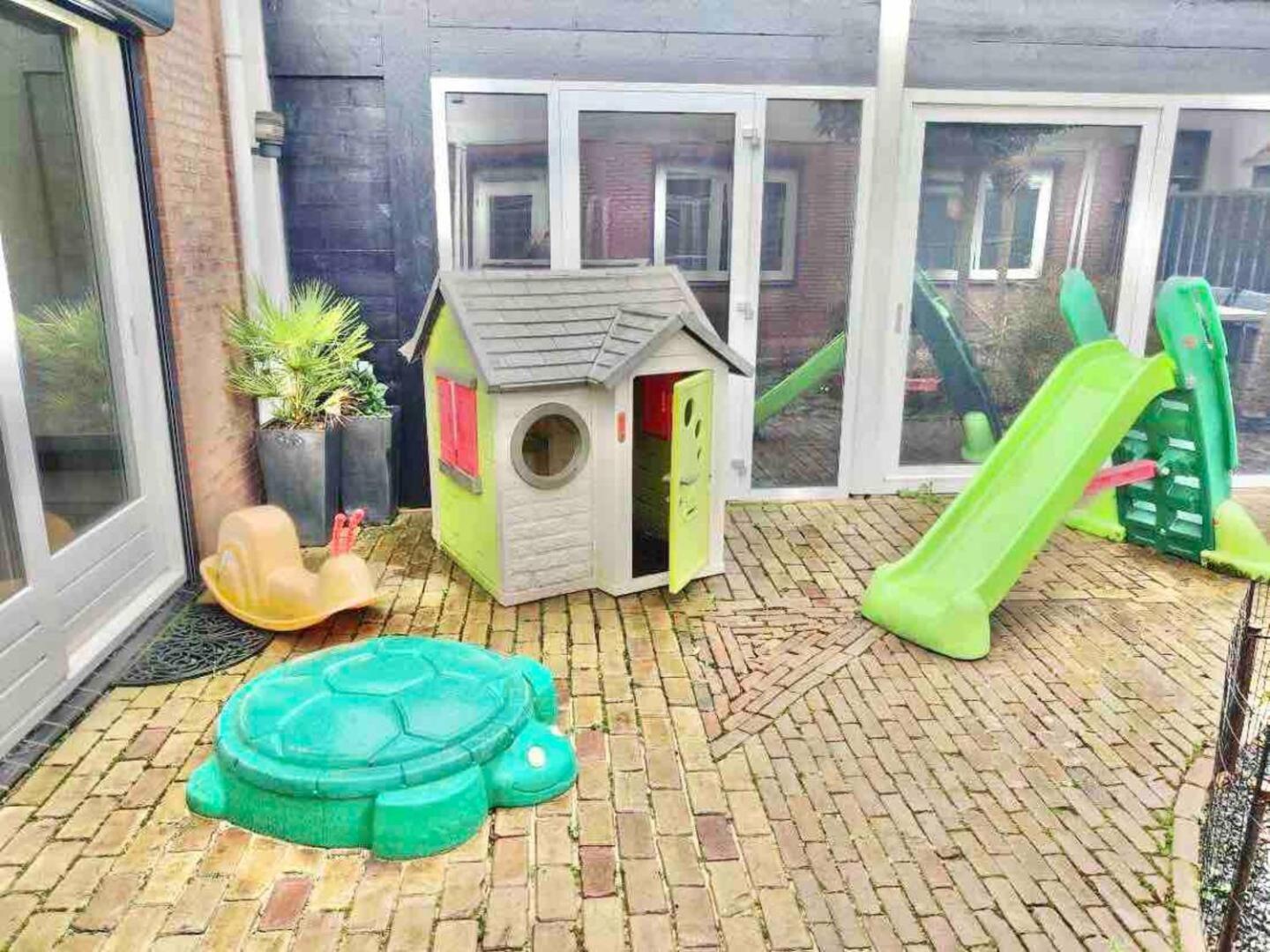 Xxl House With Free Parking & 3 Bedrooms Tilburg Buitenkant foto