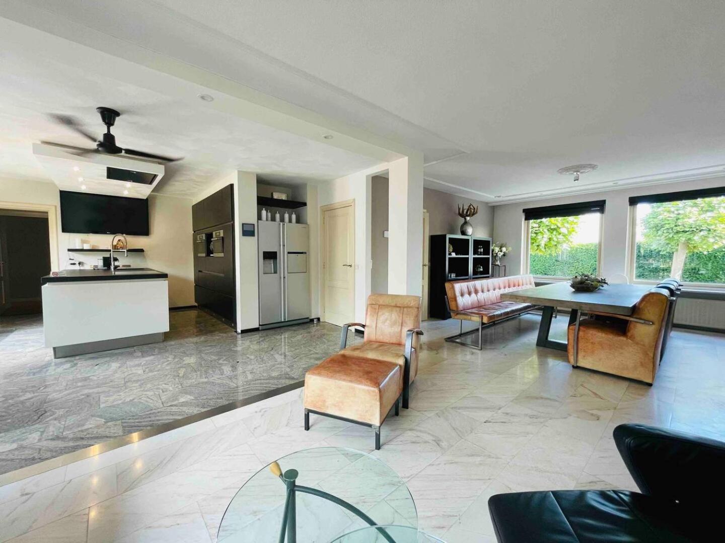 Xxl House With Free Parking & 3 Bedrooms Tilburg Buitenkant foto