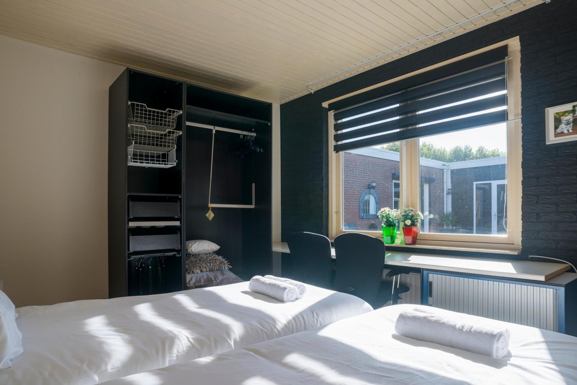 Xxl House With Free Parking & 3 Bedrooms Tilburg Buitenkant foto